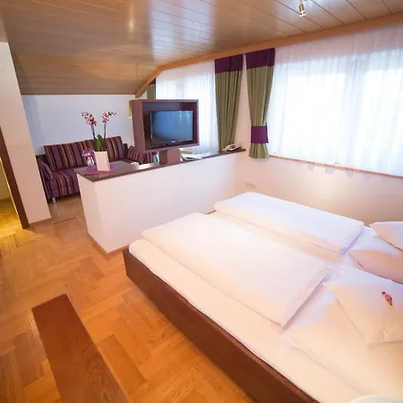 Wohnen By Lizzy Wagrain